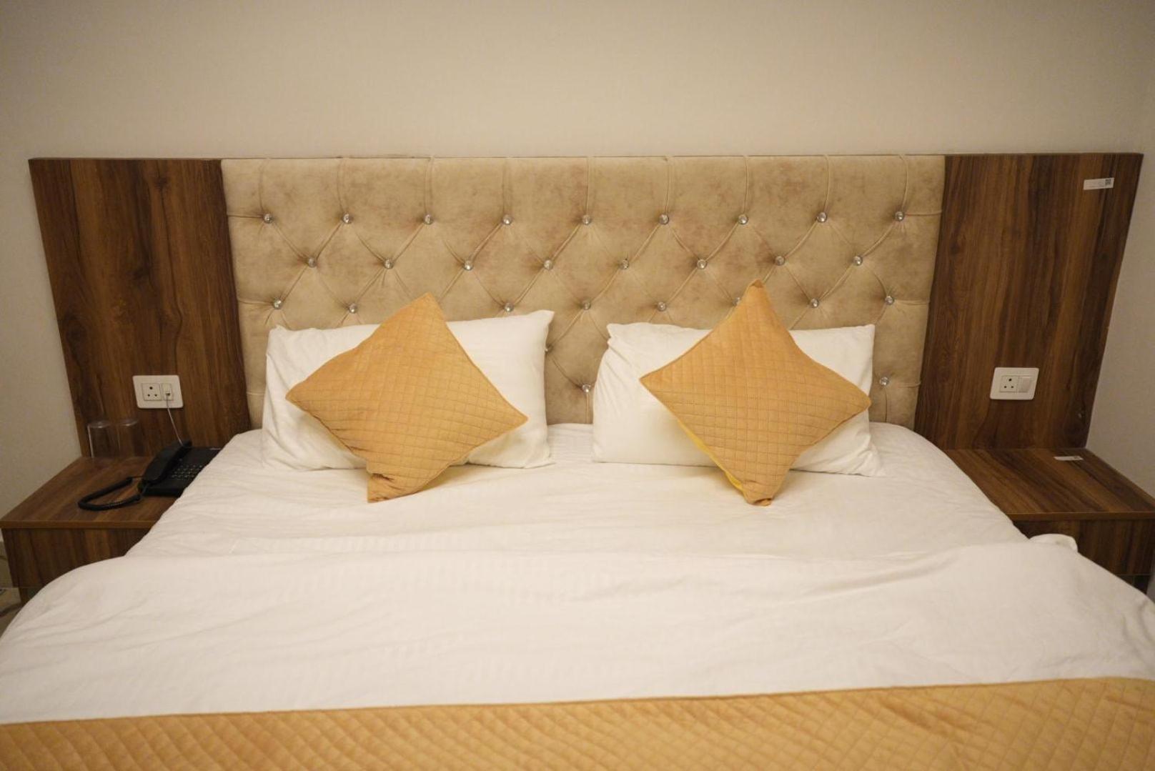 Hotel Harry Rishīkesh Eksteriør billede