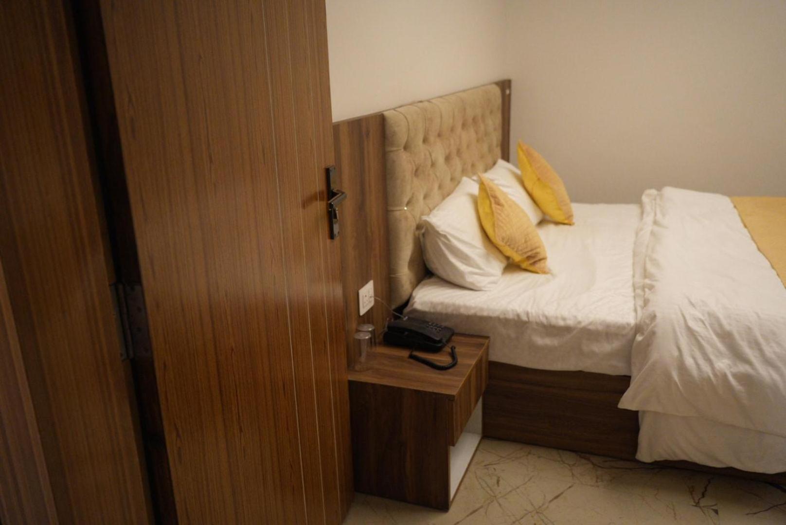 Hotel Harry Rishīkesh Eksteriør billede